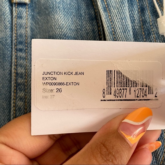 NEW 3x1 Junction High Rise Crop Kick Flare Jeans - Picture 4 of 7